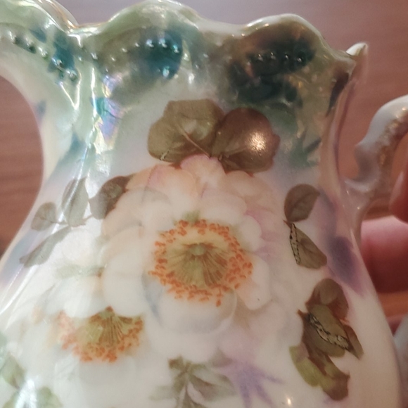 Vintage Creamer, 10 Ounce Capacity - Picture 5 of 7